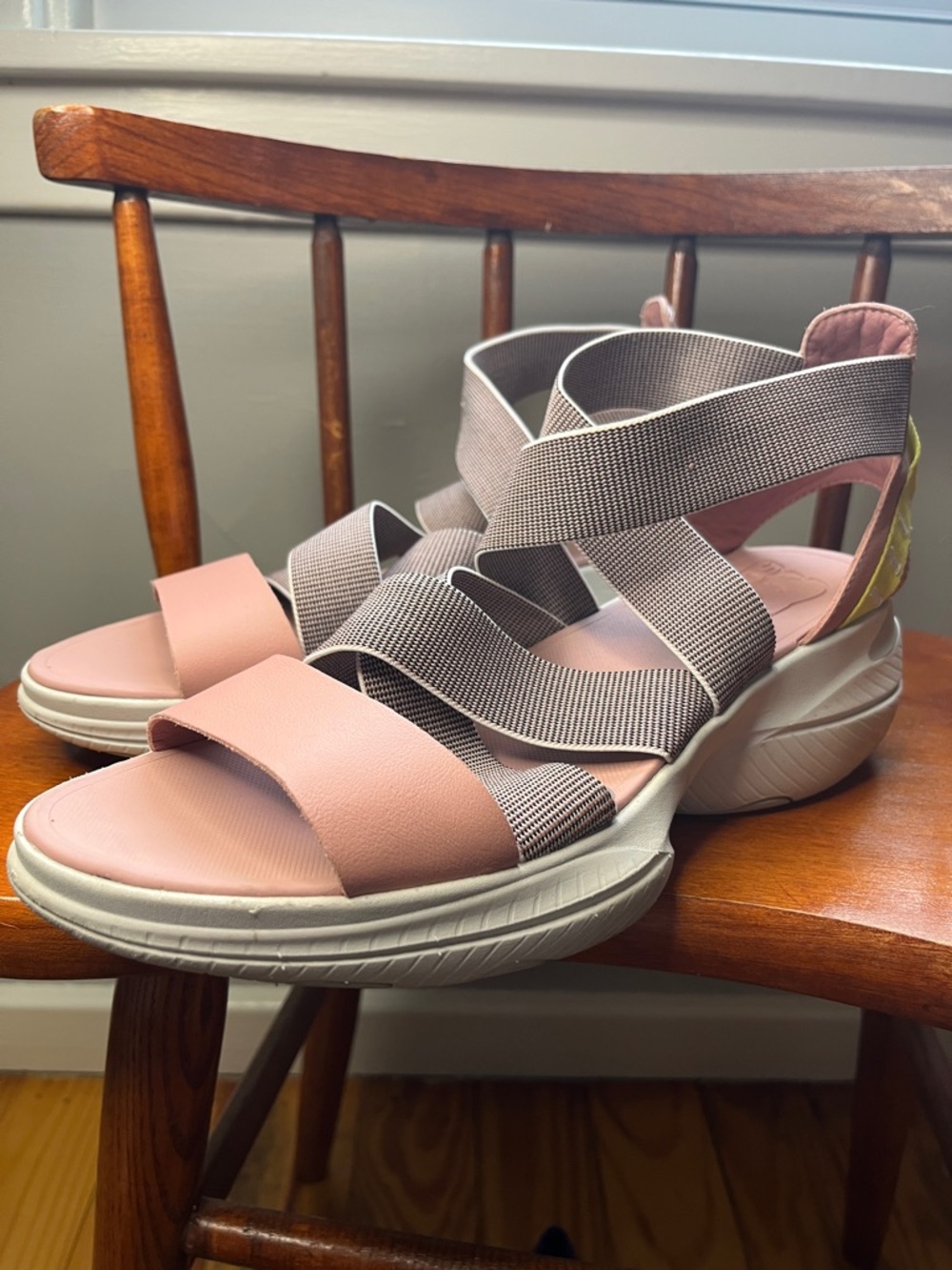 Sorel Women's Explorer Blitz Multi-Strap Sandals Size 10